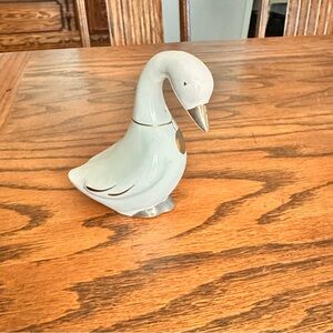 Vtg Vallona Starr goose salt or pepper shaker